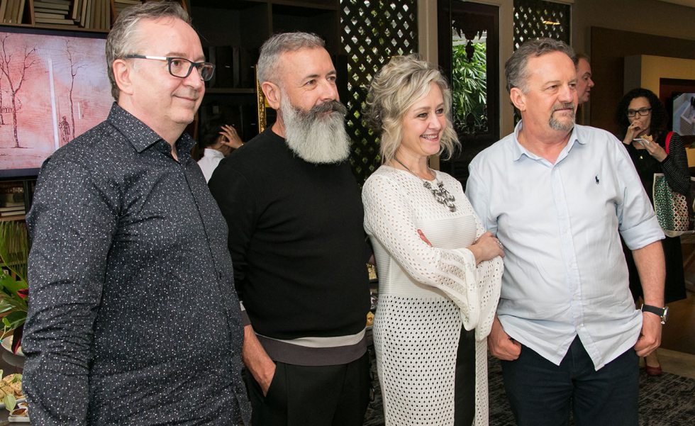 Da esquerda para direita, os sócios-proprietários da Florense Carlos de Carvalho, Nelson, Leandra e Eduardo Calcagnotto, com o arquiteto Marcos Bertoldi (de preto)