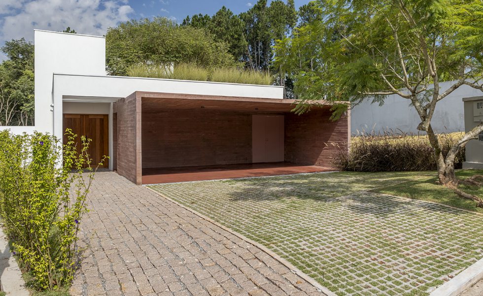 Casa moderna com alma brasileira em Cotia | Casa Sul