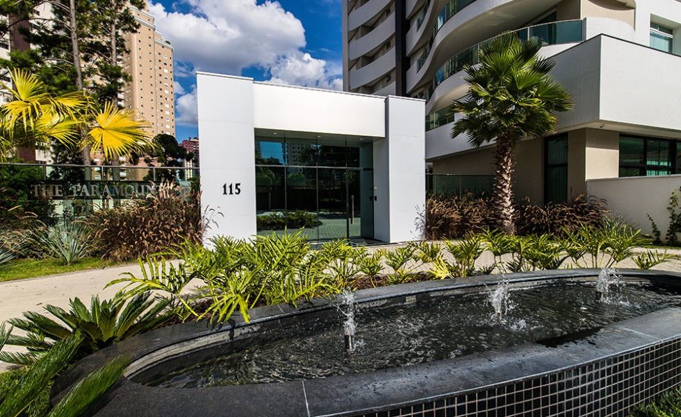 Apartamento de alto padrão no Ecoville, Paramout possui apenas 28 unidades Apartamento de alto padrão no Ecoville, Paramout possui apenas 28 unidades