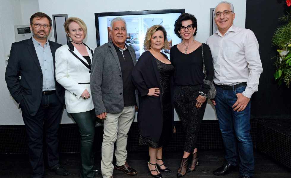 Da esquerda para a direita: Marcelo Sypniewski, Adriana Sypniewski, Marcos Pereira, Marinice Bettega, Eliane Baptista e Luiz Carlos Pelizzer Da esquerda para a direita: Marcelo Sypniewski, Adriana Sypniewski, Marcos Pereira, Marinice Bettega, Eliane Baptista e Luiz Carlos Pelizzer
