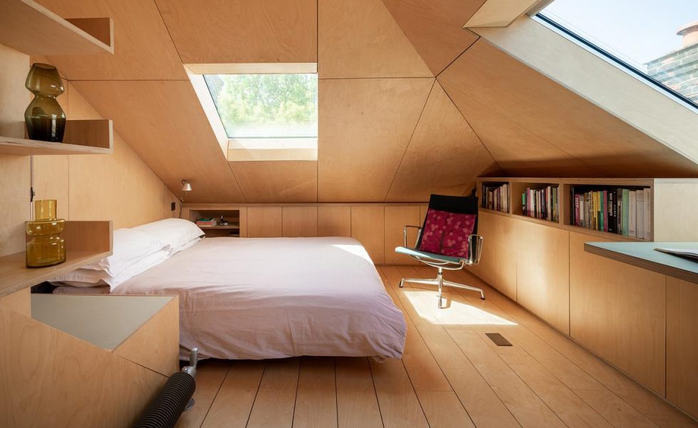 Como transformar sótão em quarto com teto inclinado | Casa Sul
