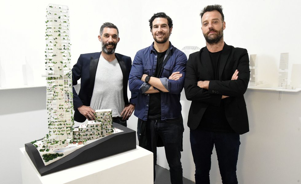 O CEO da AG7, Alfredo Gulin Neto e os arquitetos do Triptyque Greg Bousquet e João Vieira Costa O CEO da AG7, Alfredo Gulin Neto e os arquitetos do Triptyque Greg Bousquet e João Vieira Costa