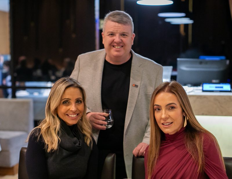 Patricia Bordignon Rodrigues, Juliano Hermes e Barbara Sganzerla.
