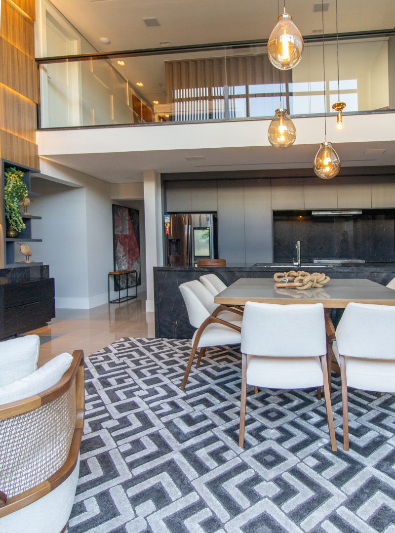 Apartamento térreo com jardim | CASASUL