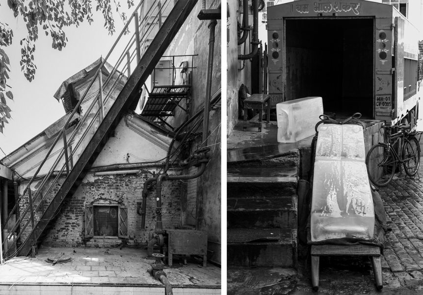 A antiga fábrica de gelo Ambico Ice Factory, construída há 140 anos, produzia grandes blocos de gelo para abastecer o porto de Mumbai, na Índia. Na foto à direita, a imagem mostra o galpão ainda em funcionamento, com os blocos de  gelo que eram produzidos no local.