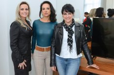 Carla Freitag, designer, Sila Lima, artista plástica,  e Maria Alice Berndt, da Black Home Design