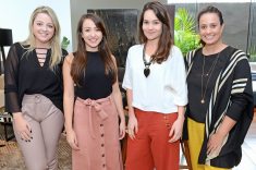 A arquiteta Bruna Souza ao lado da designer de interiores Emanuella Leite e das arquitetas Maria Fernanda Lorusso e Luciana Olesko