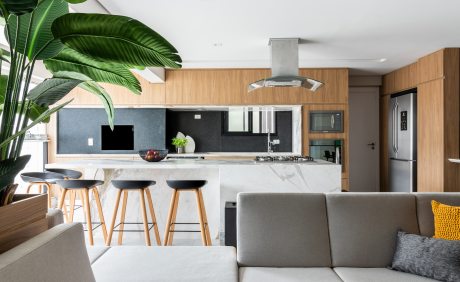 Urbano e Tropical: um apartamento que reinventa a brasilidade | Casa Sul