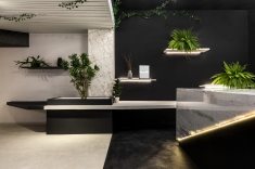 Lounge Corporativo, de Leonardo Tulli. Fornecedores: Grey House e Inove Design