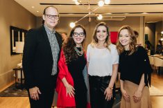 Leoncio Pedrosa, Ana Cristina Avila, Lilian Flores Lima e Eliza Schuchovski