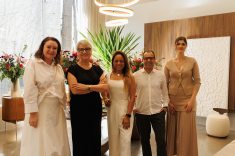 Ingrid Moskalewski, Rosicler Ribeiro de Campos (Casa Sul), Alcione Borba e o diretor da Masotti Rogério Lemos, com Julia Campos (Casa Sul)