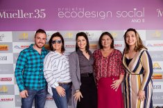 Julio Cesar Seganfredo, Suzie Straub Maia, a gerente de marketing do Shopping Mueller, Michelle Cirqueira, a coordenadora técnica do projeto, Rose Guazzi, e Xênia Esperandio