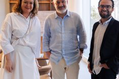 Ingrid Moskalewski, o arquiteto Marcelo Calixto e Lucas Francisco, da Masotti