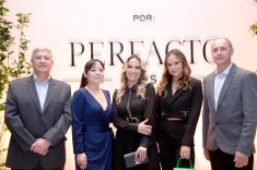 3.	Jefferson Cunha, Silvia Kassuia e José Washington Petrus, diretores da Terrasse Engenharia, junto com Deborah Nicolau, que assina o decorado, e Ana Carolina Wojciechowski. Foto: Patricia Klemtz