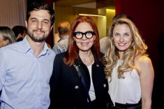 Ari e Cristina Stechman com a artista plastica Ângela Guerra